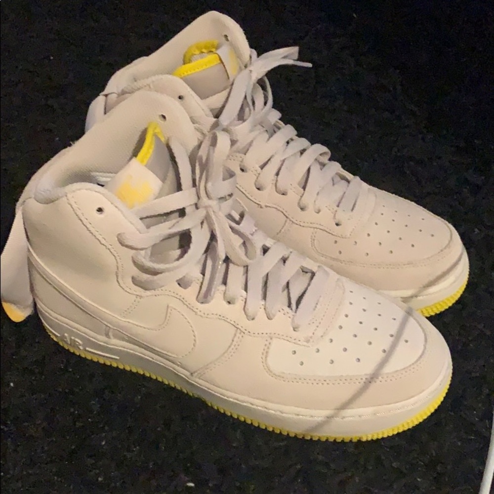 Mid Top Air Force Ones